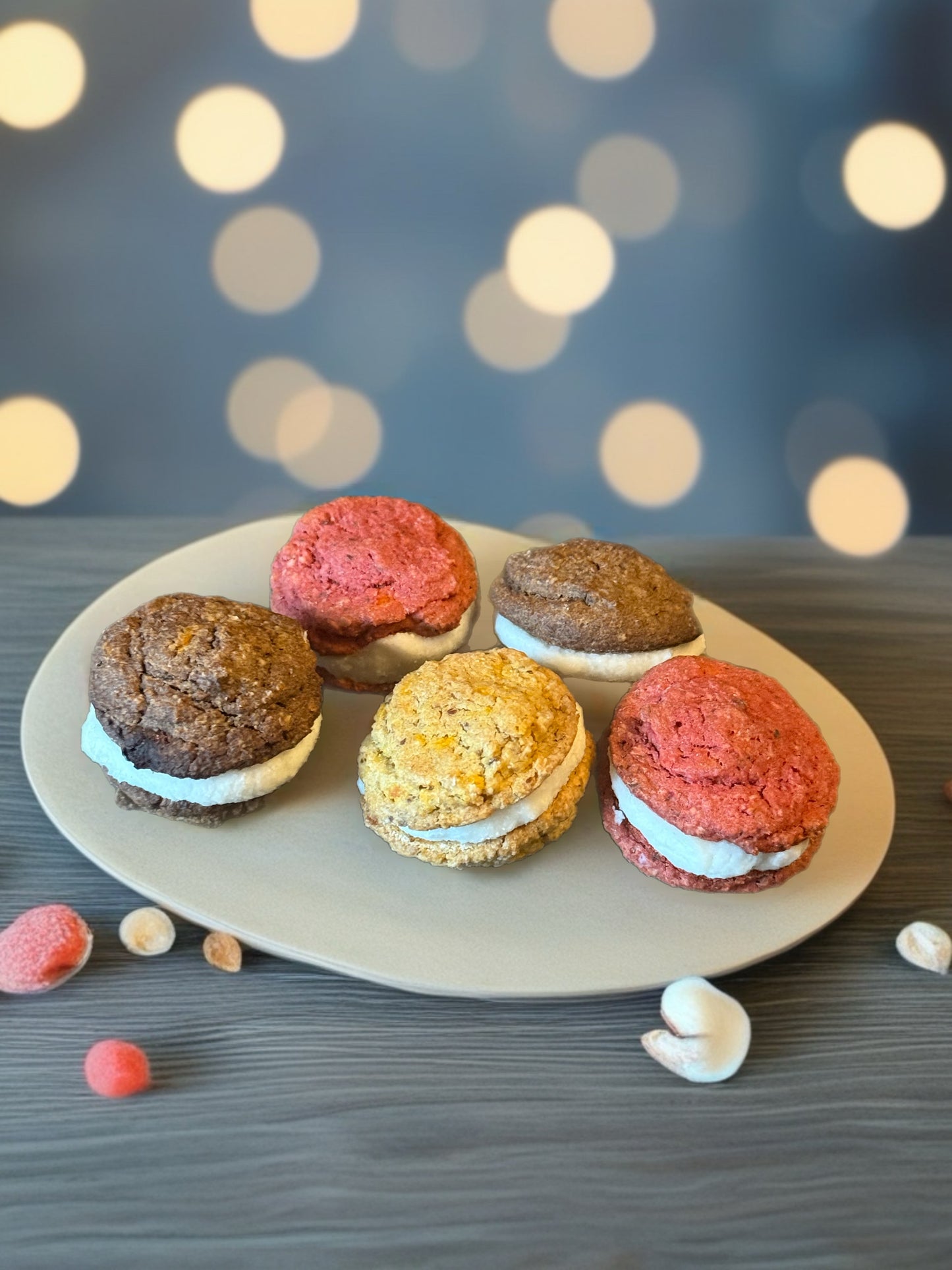 Handmade Dog Macarons – Puparons – Healthy Dog Treats – Coconut Filling – 10 Pack