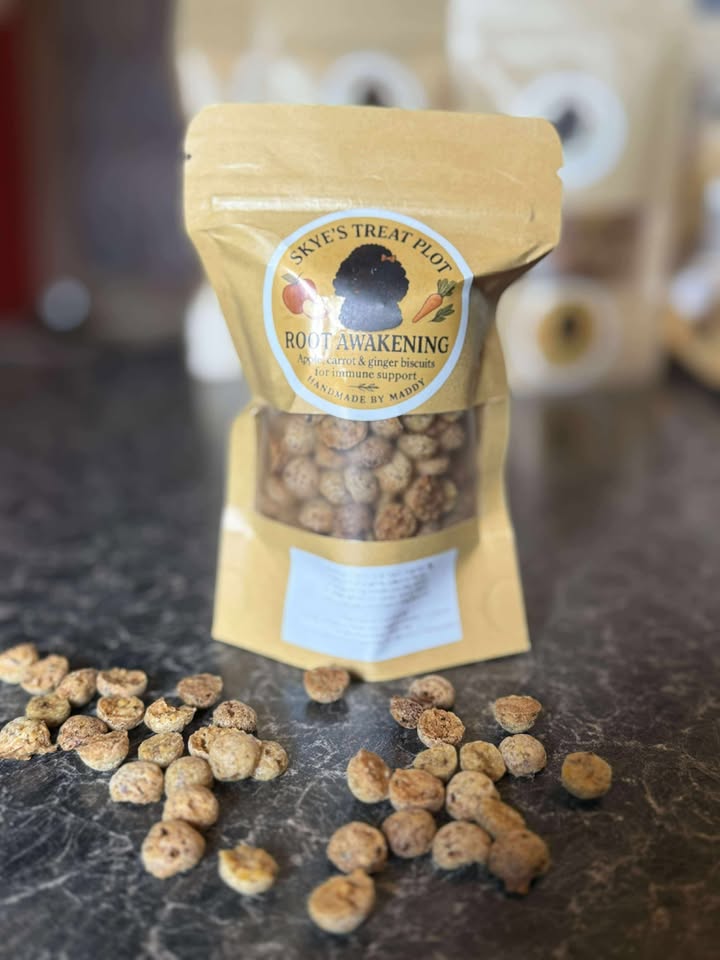 Root Awakening – Apple, Carrot & Ginger Training Treats (40g)
