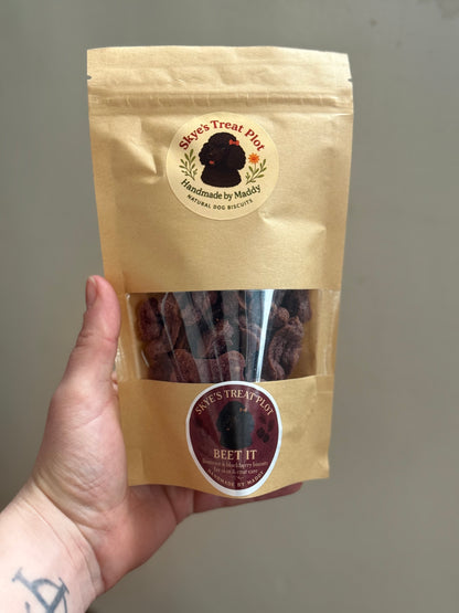 Beet It – Beetroot & Blackberry Dog Biscuits (70g)