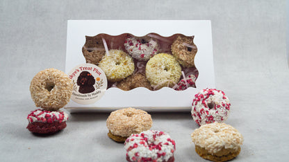 Dog Doughnut Gift Box | 8 Mini Pup Doughnuts | Handmade Natural Treats | Pooch Birthday/Gotcha Treats