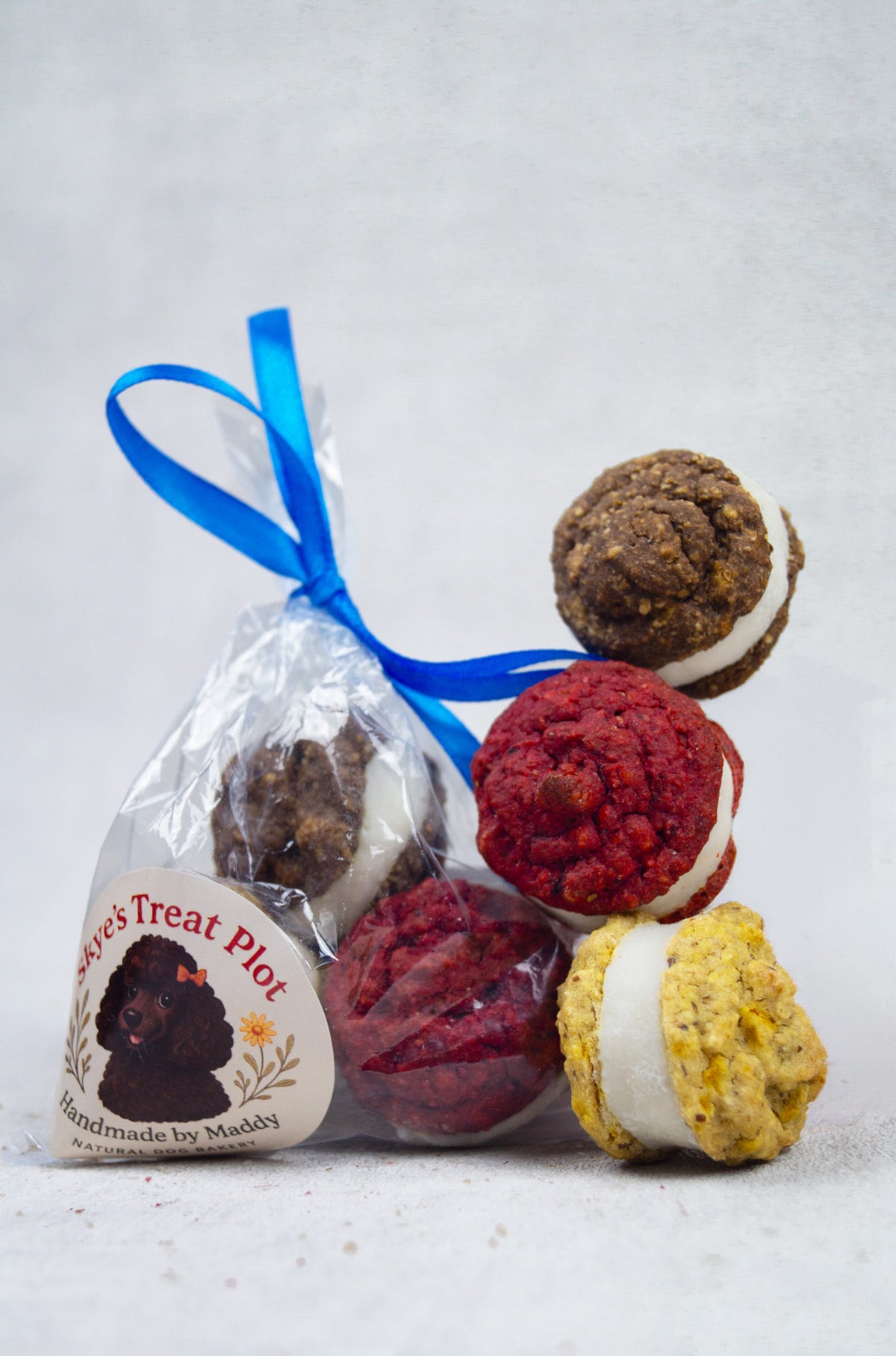 Handmade Dog Macarons – Puparons – Healthy Dog Treats – Coconut Filling – 3 Pack