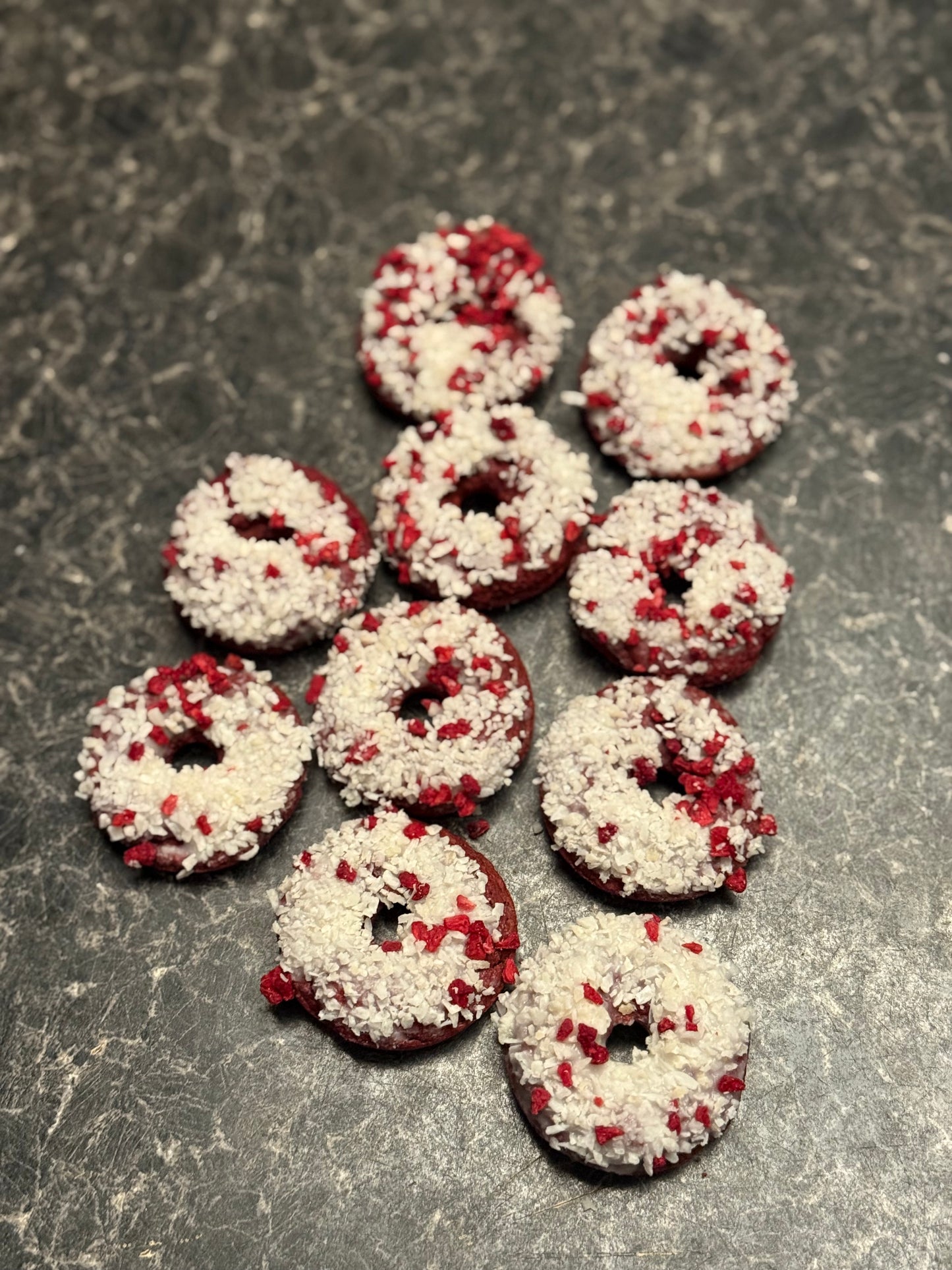 Mini Dog Doughnuts, Natural Red Velvet Dog Treats, Handmade Dog Snack - Gift - 3 Pack
