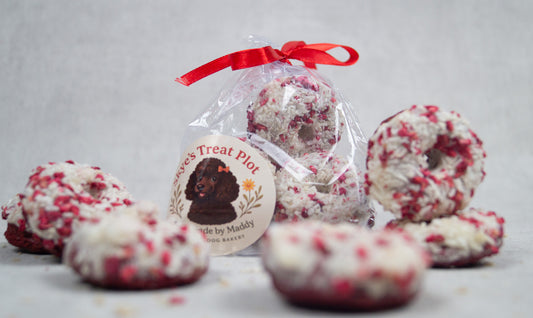 Mini Dog Doughnuts, Natural Red Velvet Dog Treats, Handmade Dog Snack - Gift - 3 Pack