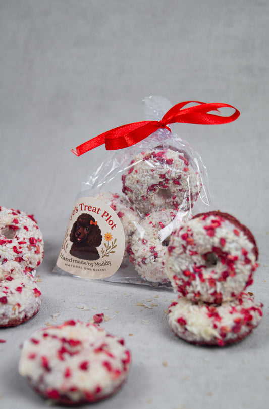 Mini Dog Doughnuts, Natural Red Velvet Dog Treats, Handmade Dog Snack - Gift - 3 Pack