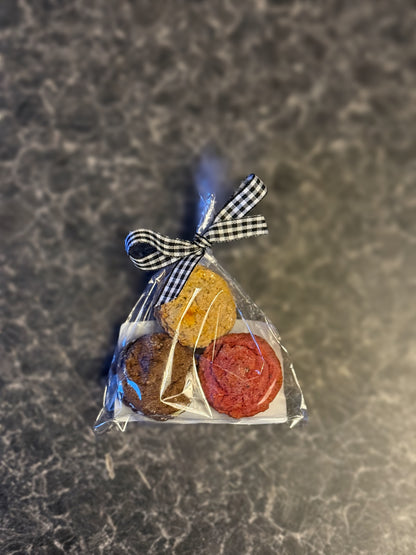 Dog Macarons – Puparons – Valentine Dog Treats – Coconut Filling – 3 Pack