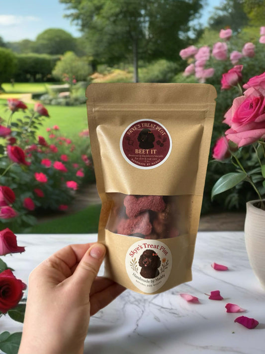 Beet It – Beetroot & Blackberry Dog Biscuits (70g)